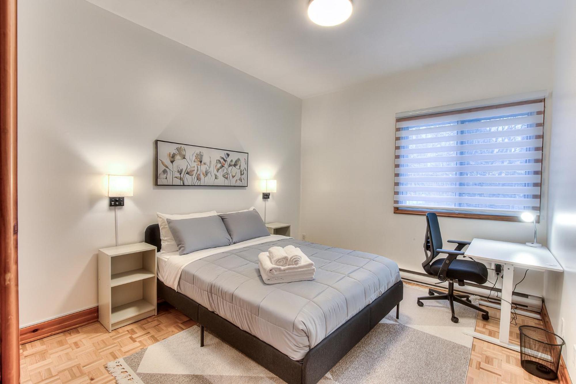 Apartment Spacious In The Plateau With Parking Montreal